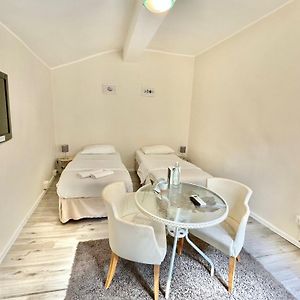 Private Bathroom Twin Room